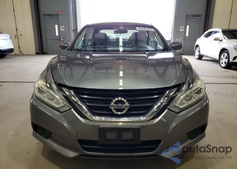 2017 Nissan Altima 2.5 z USA, uszkodzony, nr VIN 1N4AL3AP5HC484367